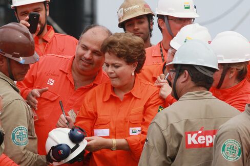 At the inauguration of the Petrobras P-56 platform in 2011.