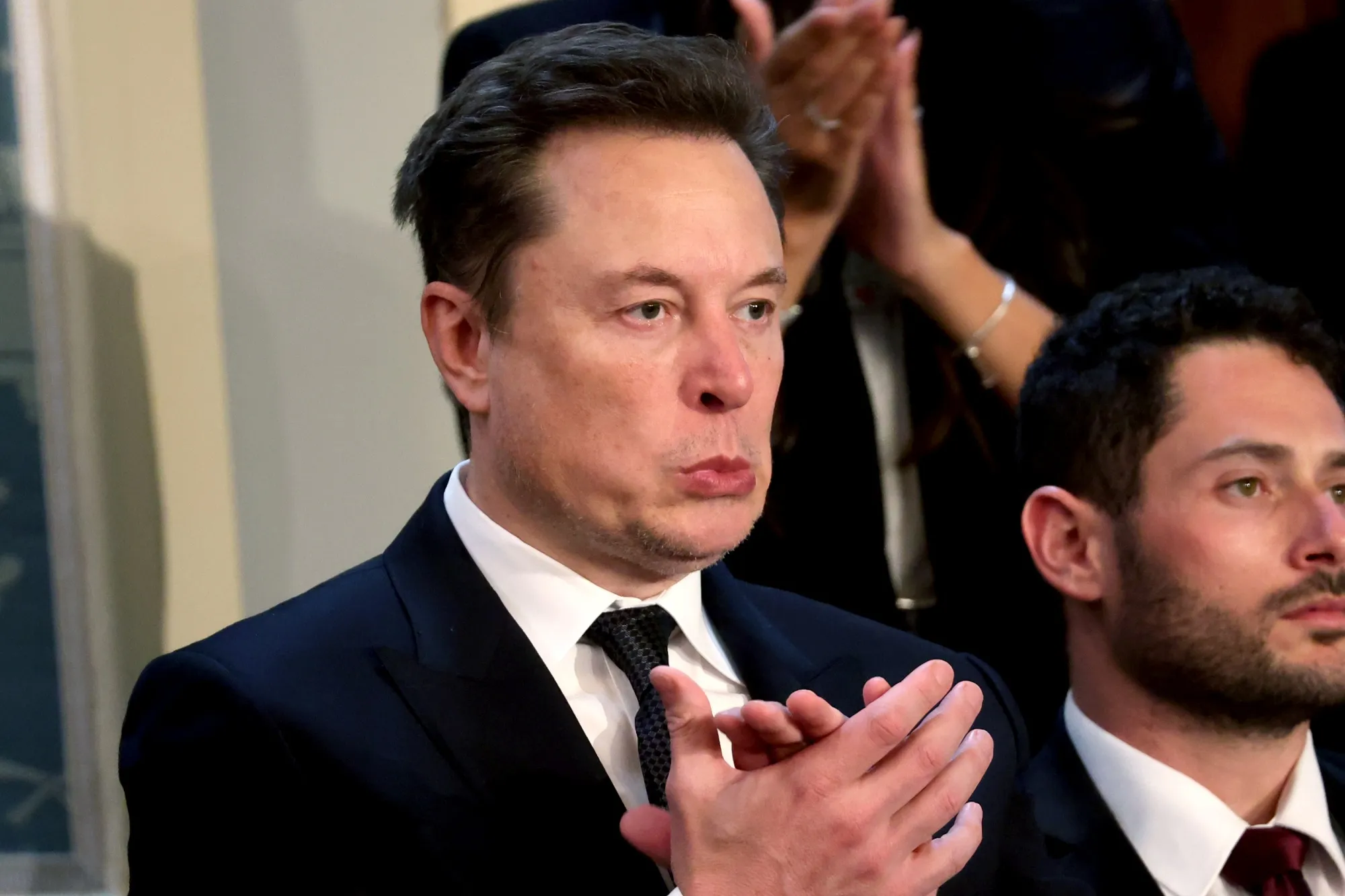 Elon Musk S Free Speech Absolutism Is Supremely Flawed Bloomberg Elon Musk S Free Speech Absolutism Is Supremely Flawed Bloomberg