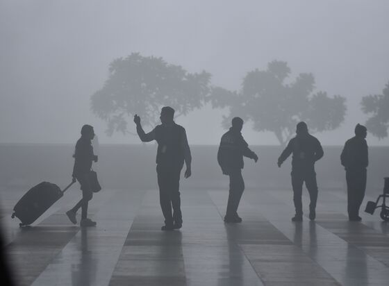 New Delhi Poised for Coldest December Day in More Than a Century