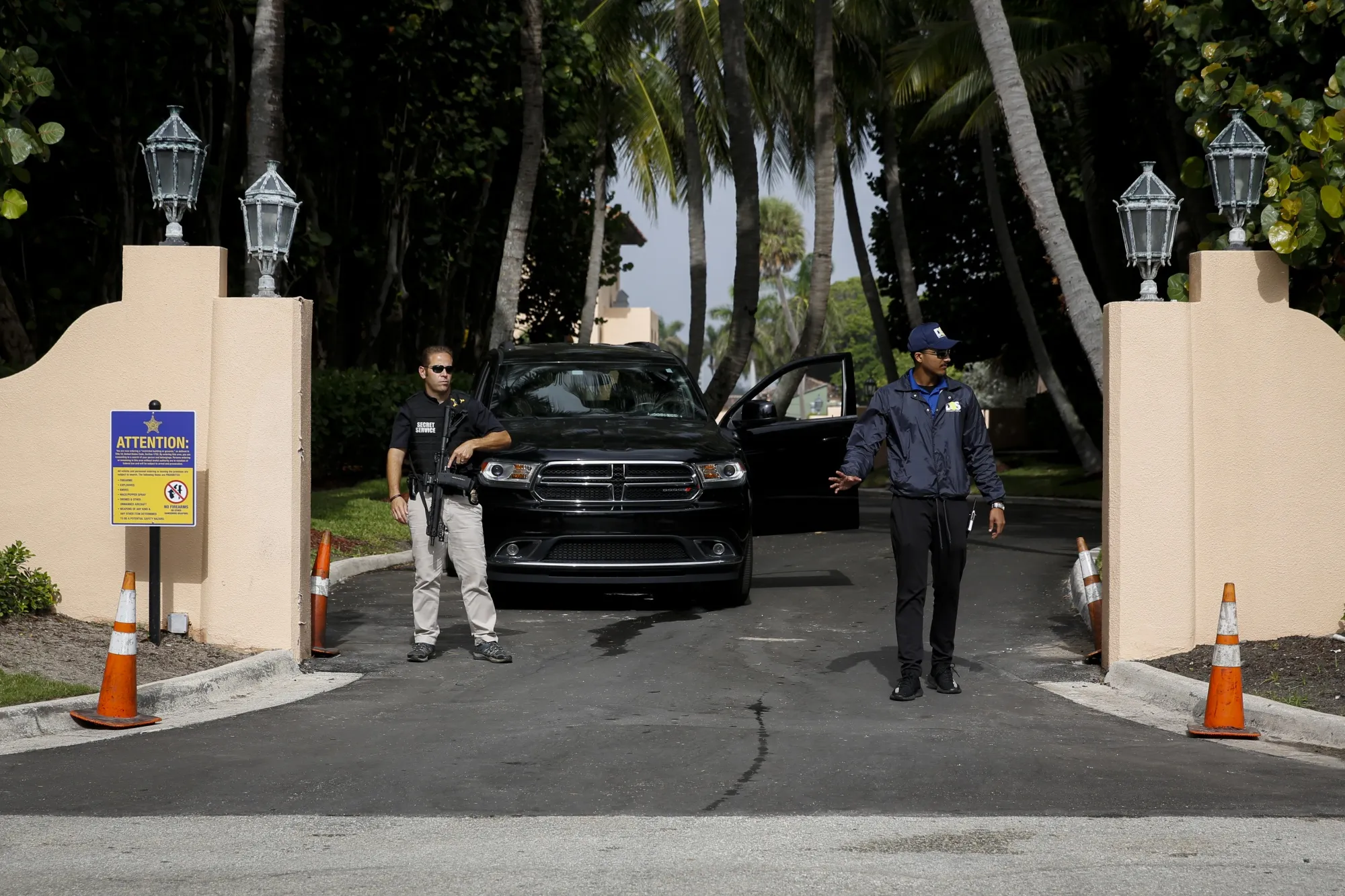 US Secret Service and Mar-a-Lago security members at Mar-a-Lago in Palm Beach on Aug. 9.&nbsp;
