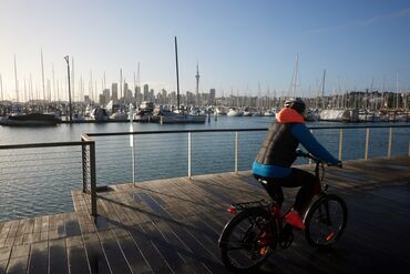 New Zealand to Cut Public Service Jobs, Merge Some Departments in Overhaul