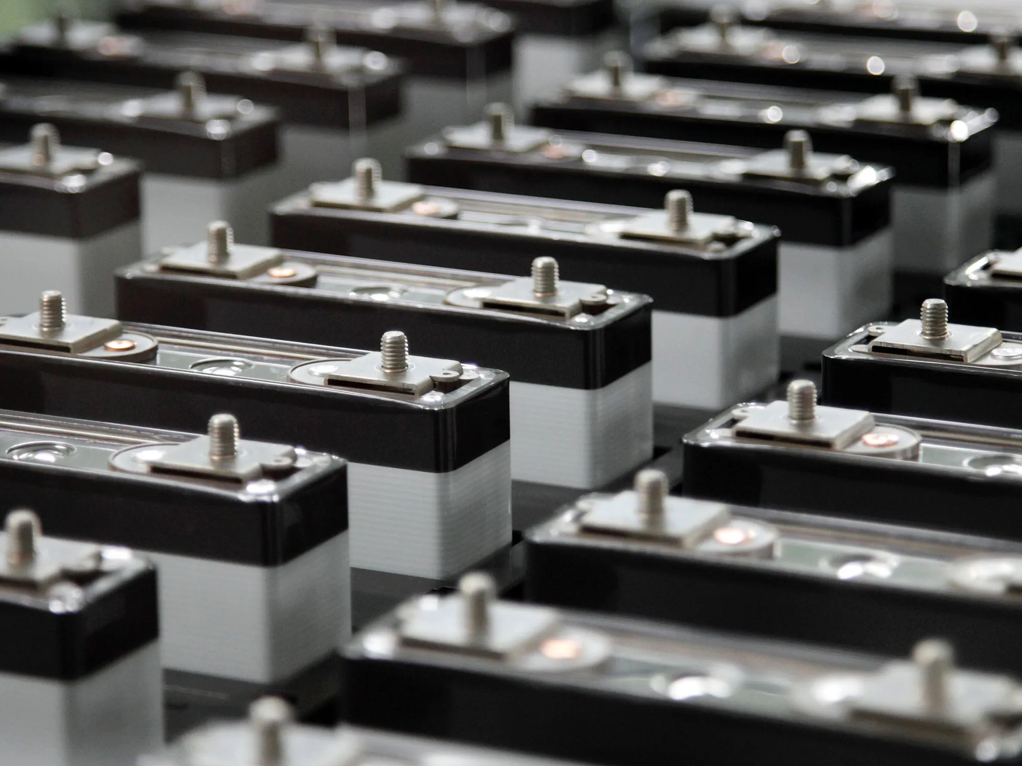 Eliiy Power Co. Unveils New Lithium-Ion Battery Plant
