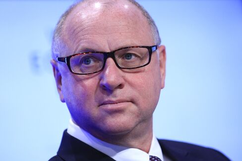 アーウィン氏