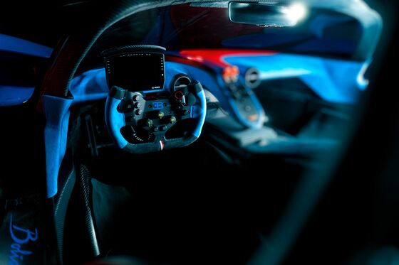 Bugatti Is Making the Bolide Hypercar Concept a Reality