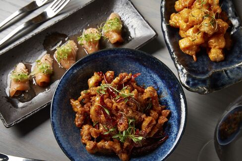 The food is clubby American-Chinese in a style reminiscent of Buddakan.