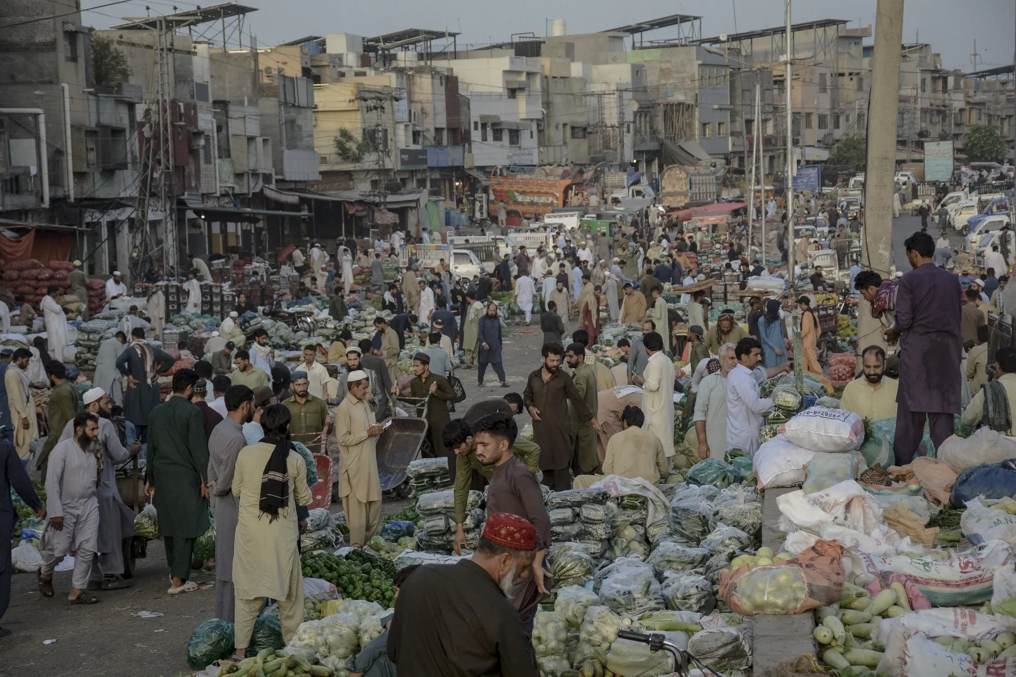 A crowded vegetable market in Islamabad.