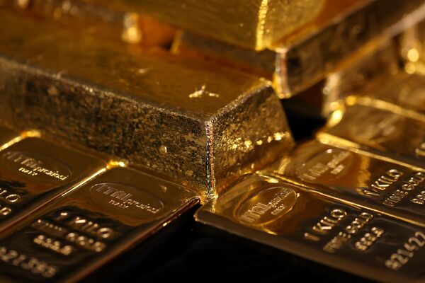 Gold Wavers as Traders Look to Jackson Hole and Ukraine Talks