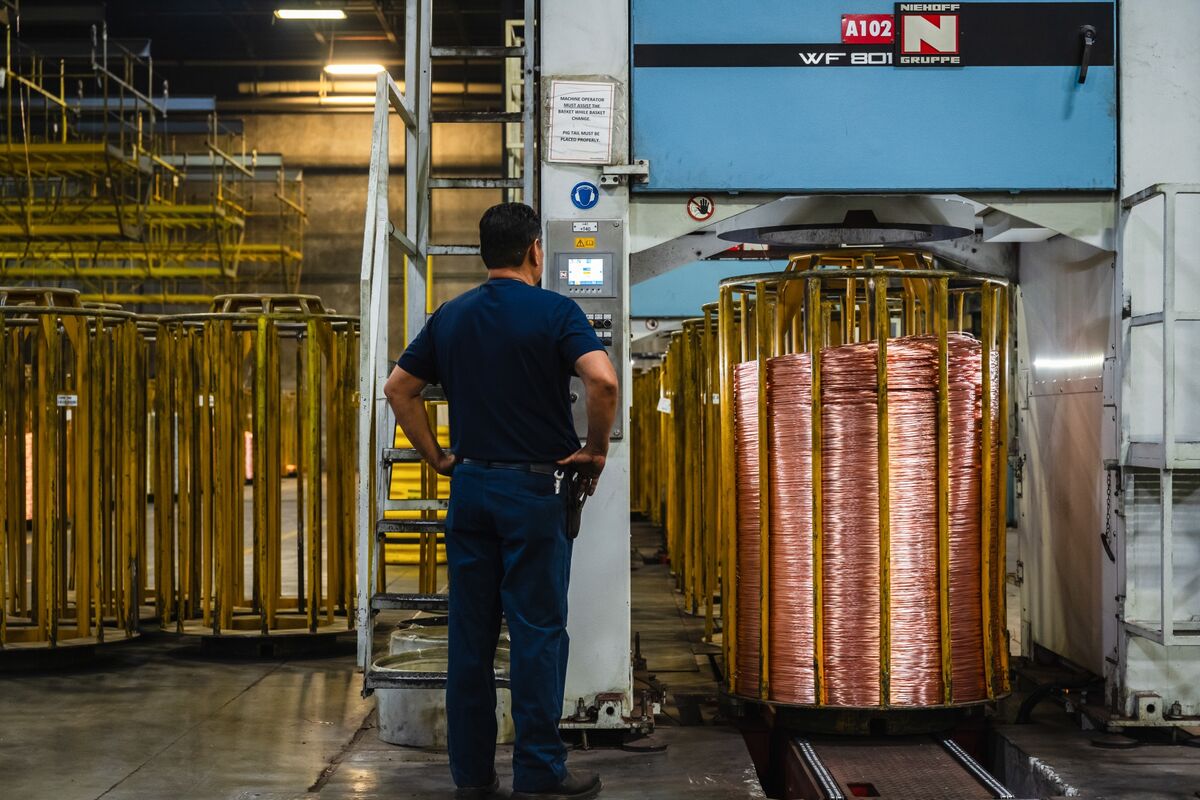 Where to Invest Now as Data Centers Turn Copper Into a Hot Commodity