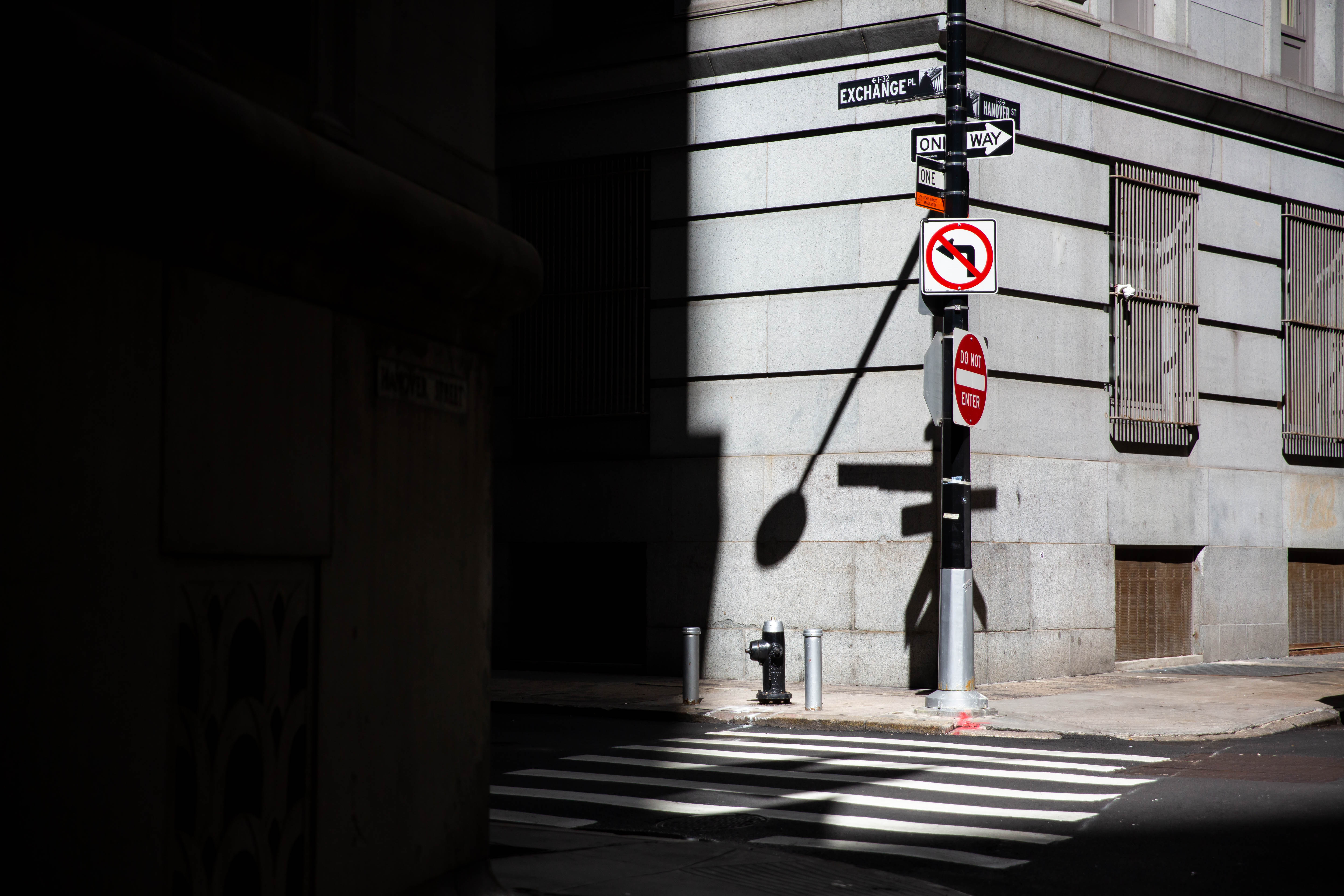 Palantir Direct Listing Reference Price Set By NYSE