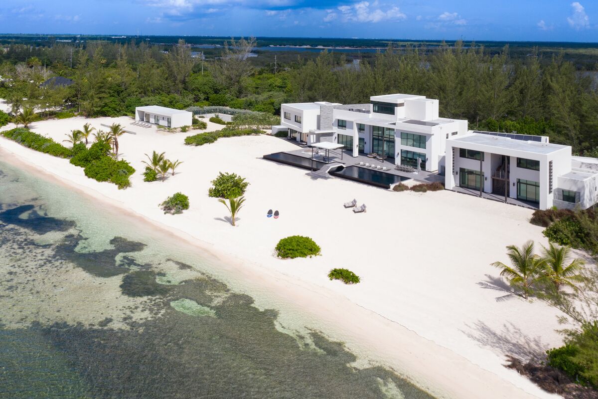 A 29 Million Mansion On Grand Cayman Comes With A 100 Foot Long Pool   1200x800 