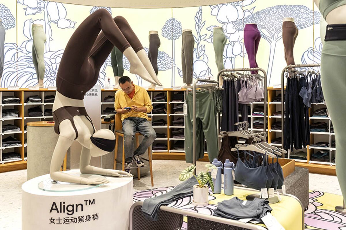 アメリカ購入【新品未使用】ルルレモン　ヨガパンツ サイズ4 ウィメンズ レギンス＆タイツ 【ルルレモン公式｜lululemon Japan】 - ヨガ