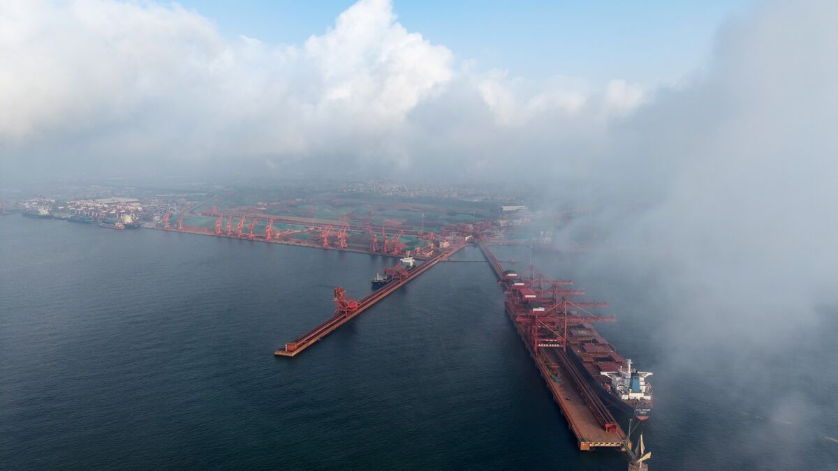 EU Faces a New Trading Dawn After Sun Sets on Trump Deadline EU Faces a New Trading Dawn After Sun Sets on Trump Deadline