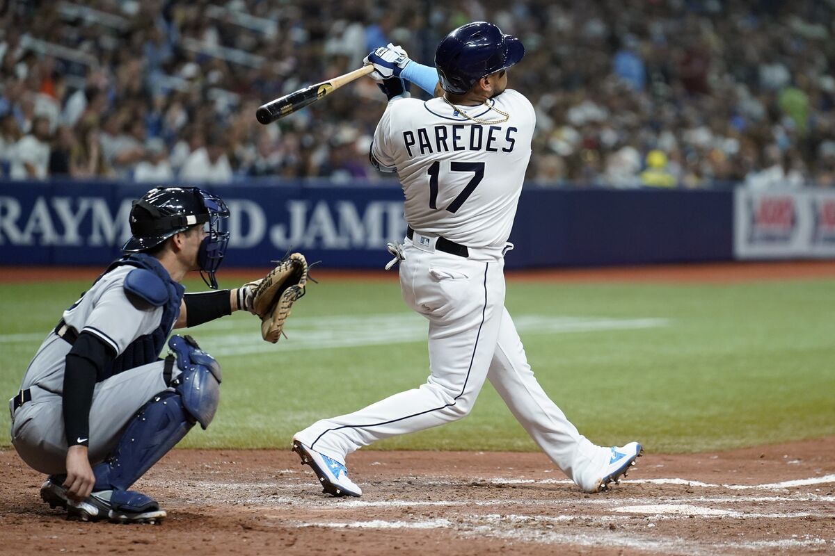 Rays' Isaac Paredes makes rare appearance at shortstop but keeps hitting