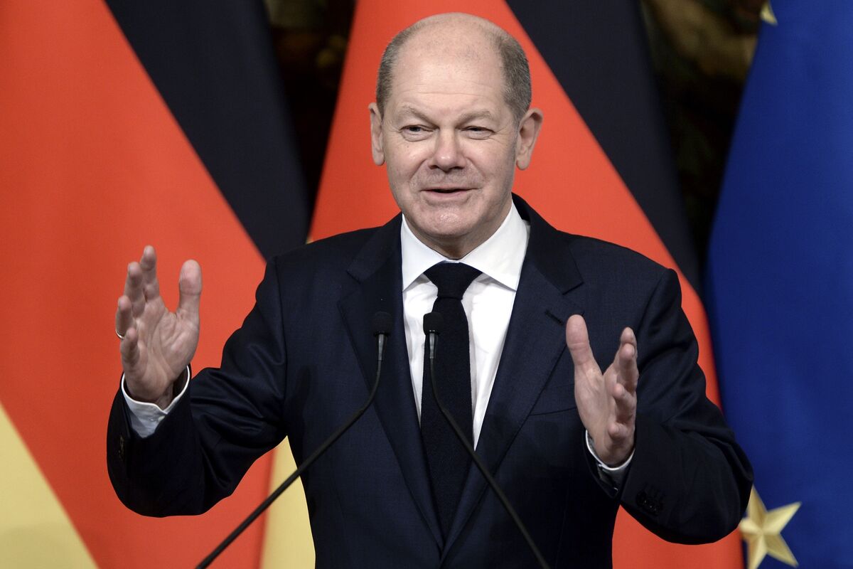 German Chancellor Olaf Scholz Urges Faster Vaccinations to Beat Covid ...