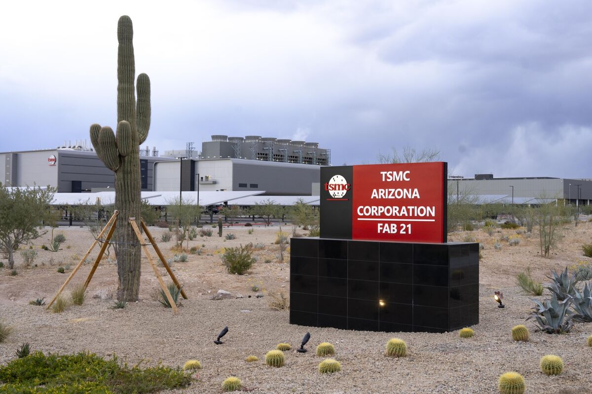 TSMC Starts Building Third Arizona Fab to Ramp Up US Expansion - Bloomberg
