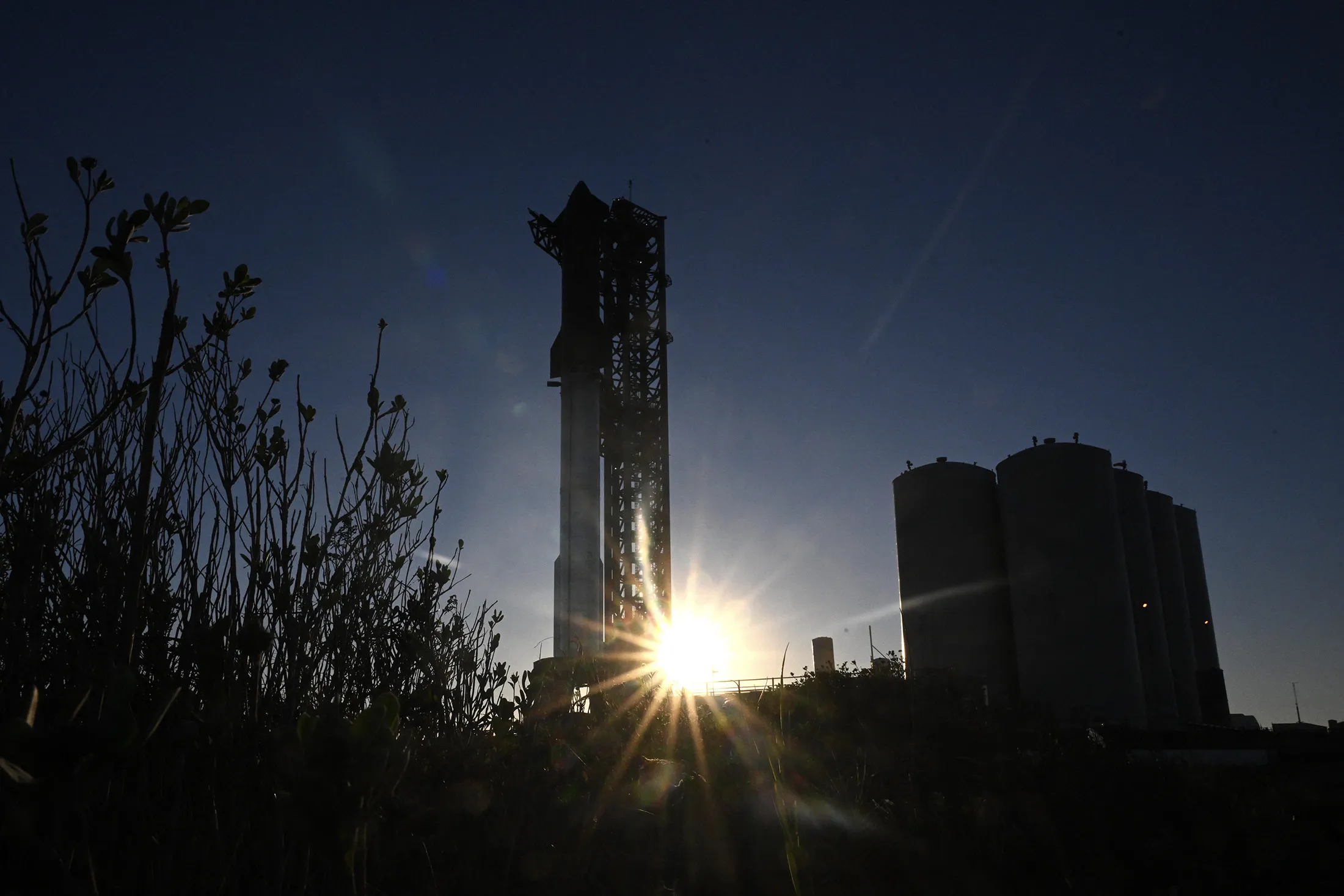 SpaceX's Starship rocket&nbsp;on the launchpad at Starbase in Boca Chica, Texas on Nov.&nbsp;15, 2023.