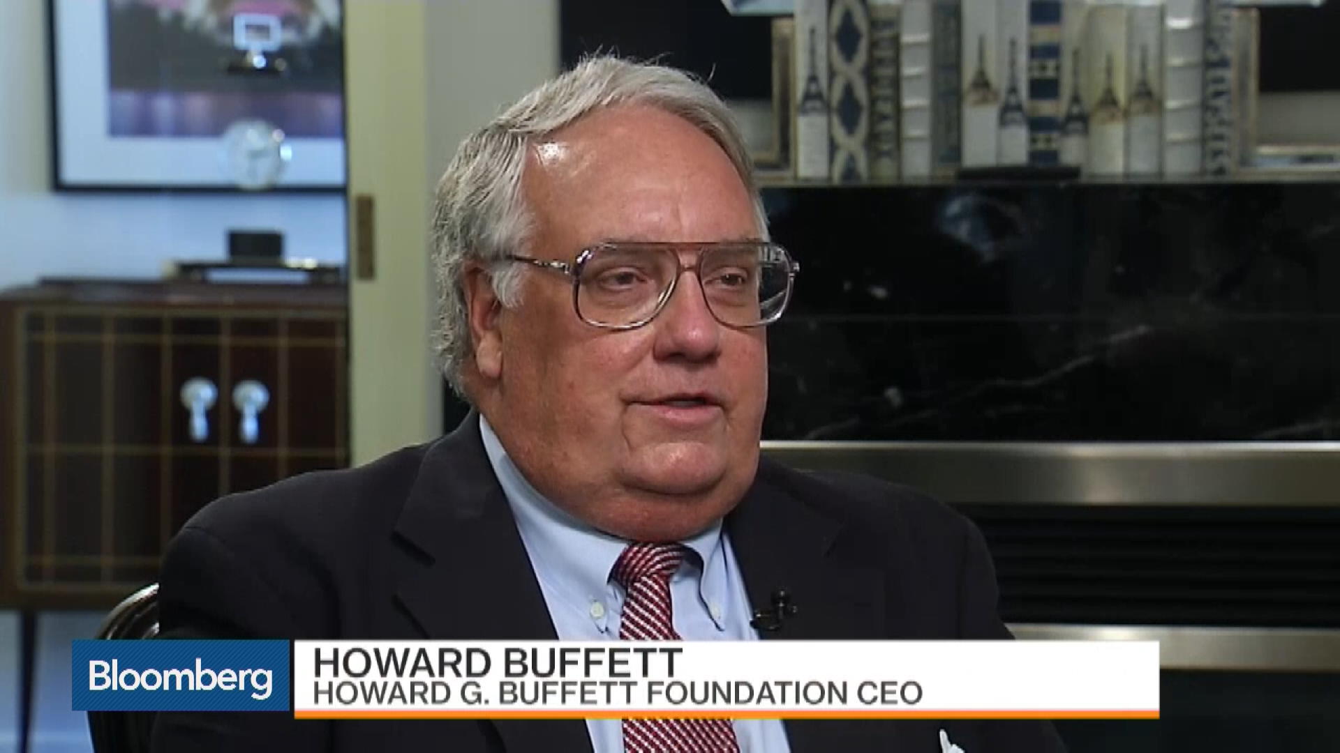 Watch Howard Buffett's Views on Charity Versus Philanthropy - Bloomberg