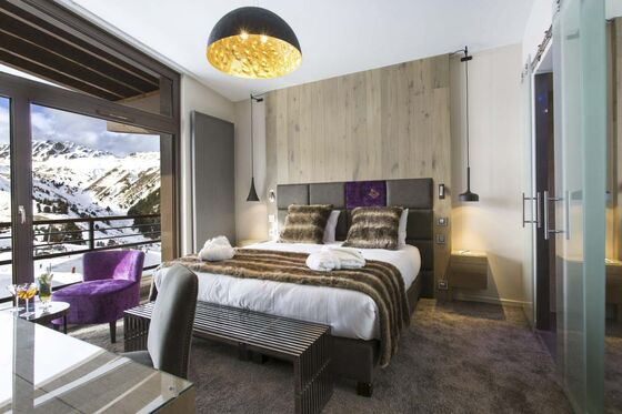These Are the Best New Ski Hotels of the Year