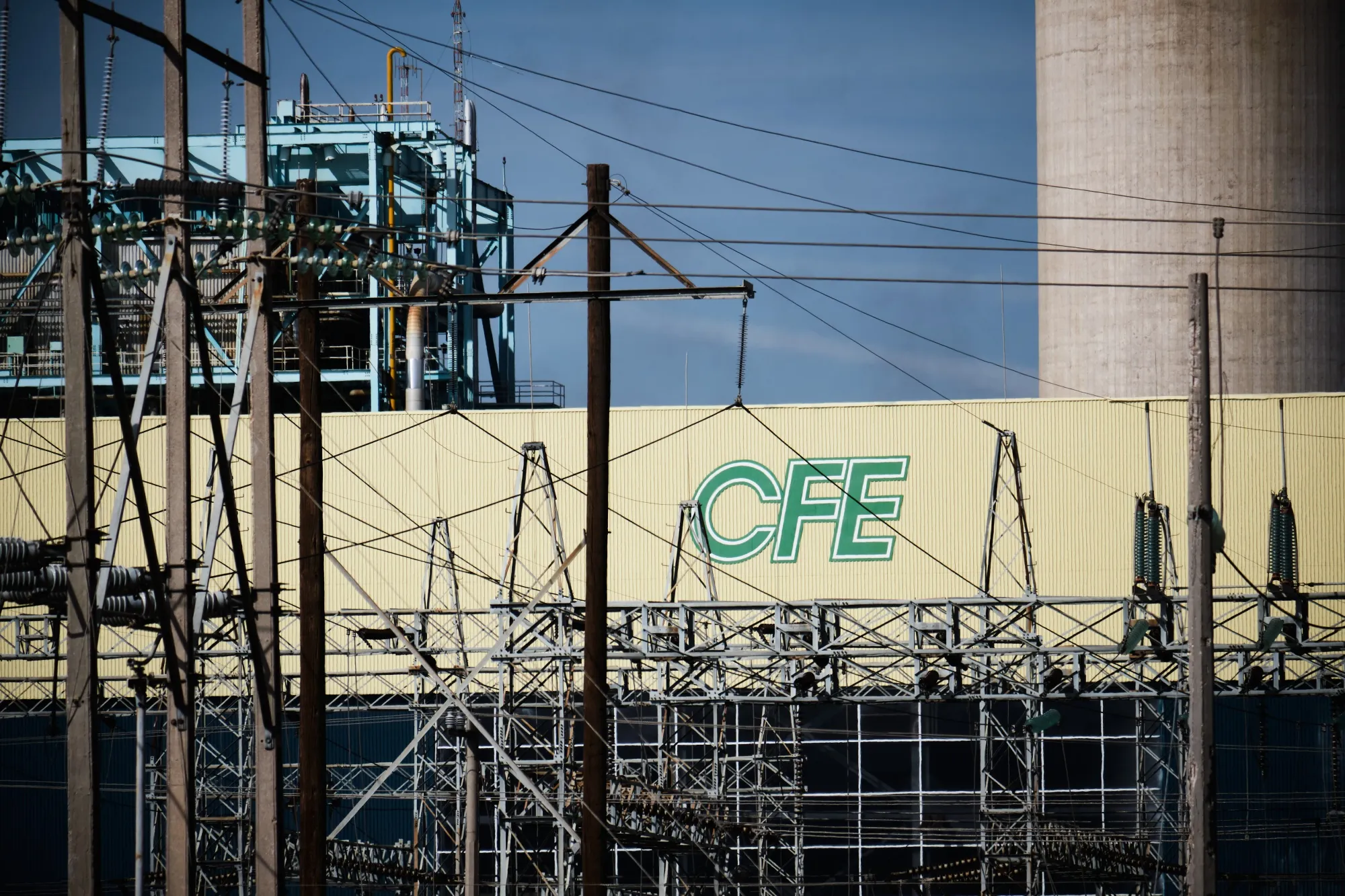 AMLO's Nationalist Bent Casts 200 Energy Projects Into Limbo 