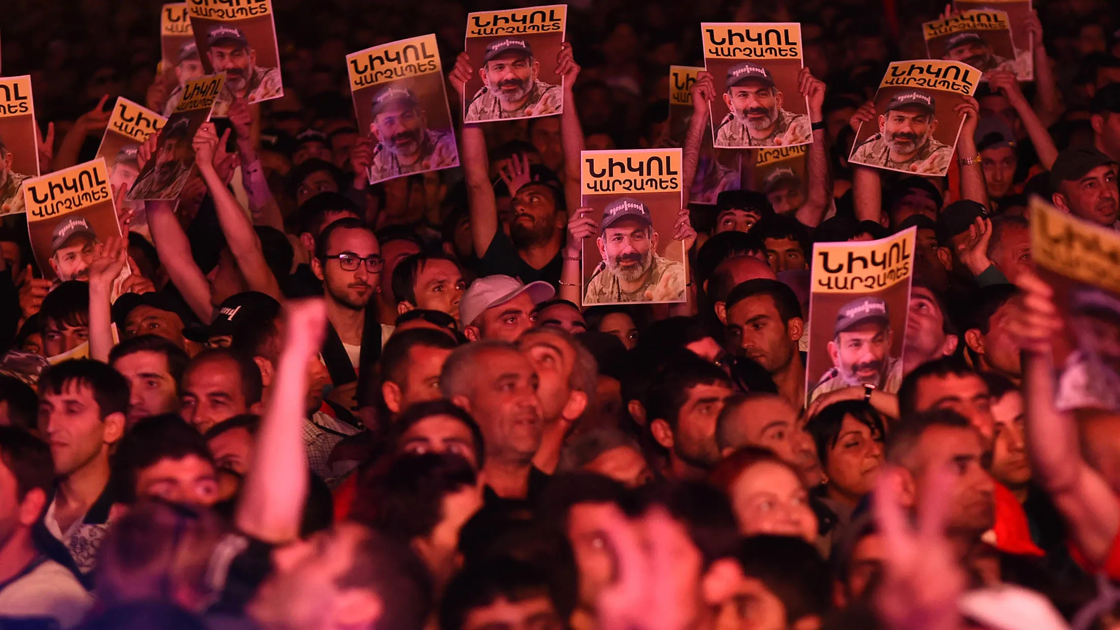 People gather at Republic Square in support of&nbsp;opposition leader Nikol Pashinyan&nbsp;in Yerevan, Armenia on May 1, 2018.&nbsp;