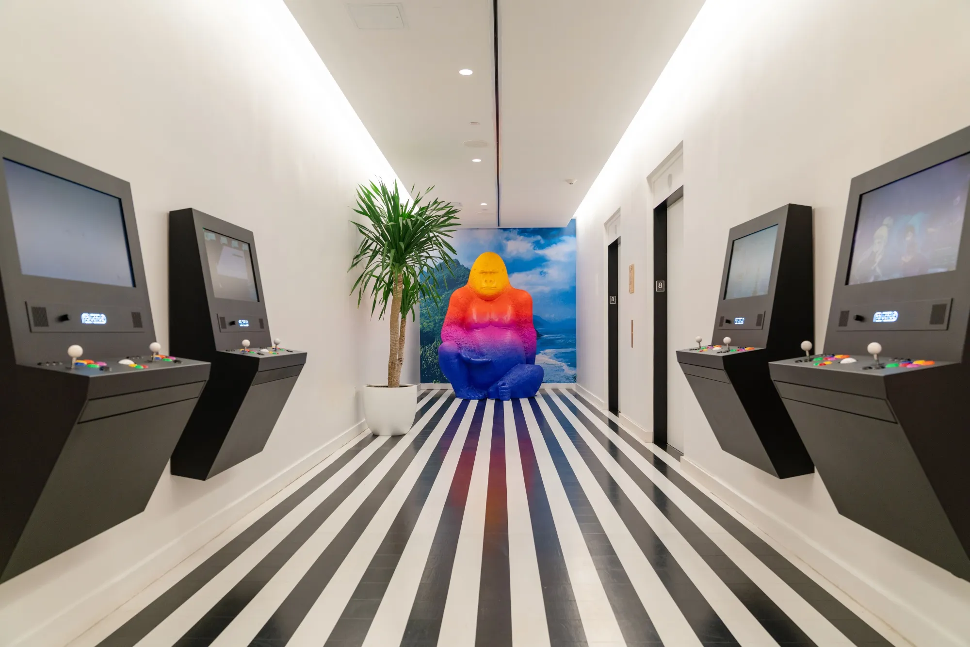 A gorilla sculpture and arcade machines&nbsp;in the lobby of the WeWork&nbsp;85 Broad Street offices in New York.&nbsp;