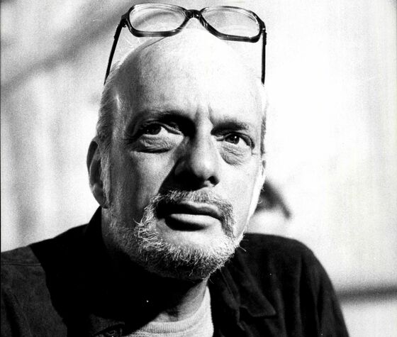 Hal Prince, Director Behind ‘Phantom’ and ‘Evita,’ Dies at 91