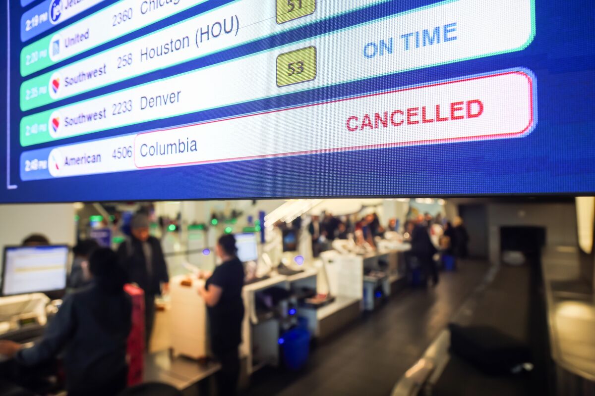 
                            Flights Canceled, Roads Closed as Storms Snarl US Travel