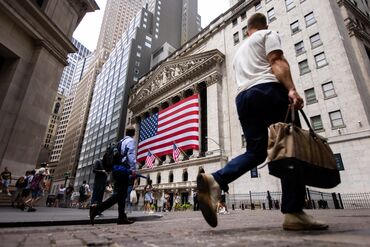 US Stocks Flat As Private Jobs Data Sparks Growth Concerns