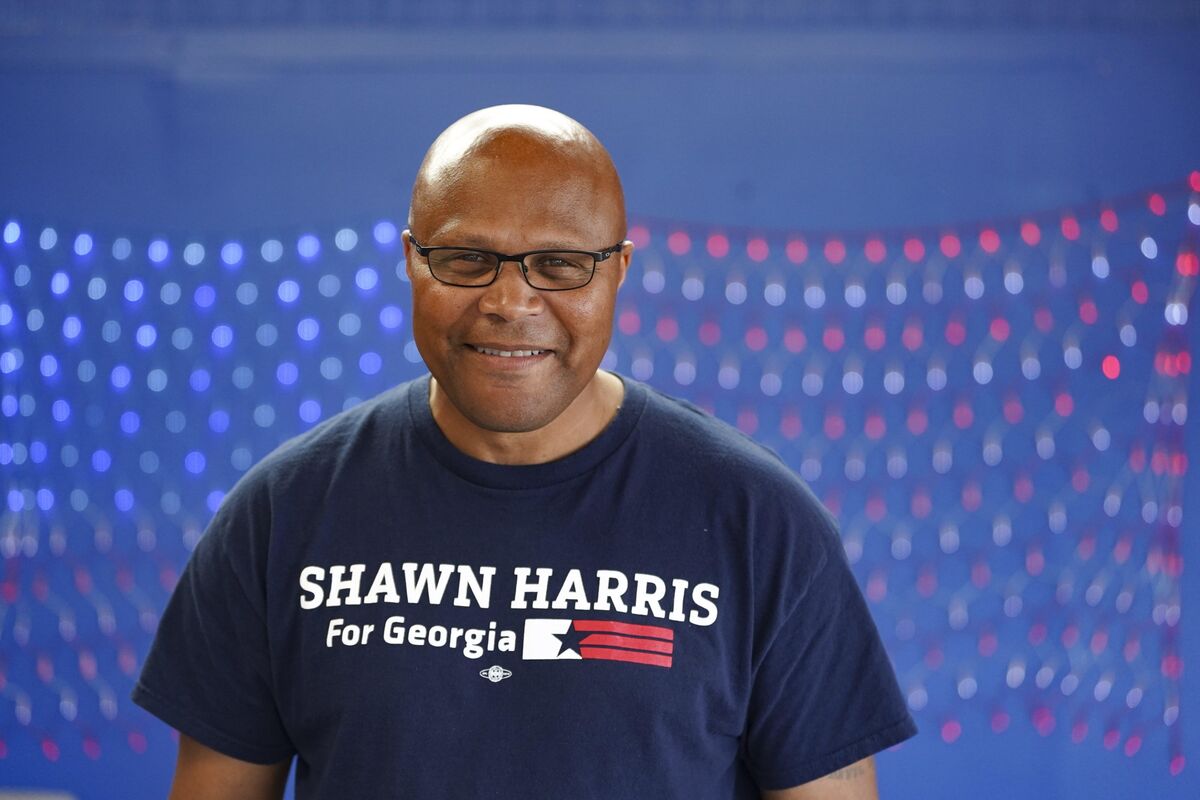 
                            Georgia Democrat Leads Vote in Marjorie Taylor Greene’s District