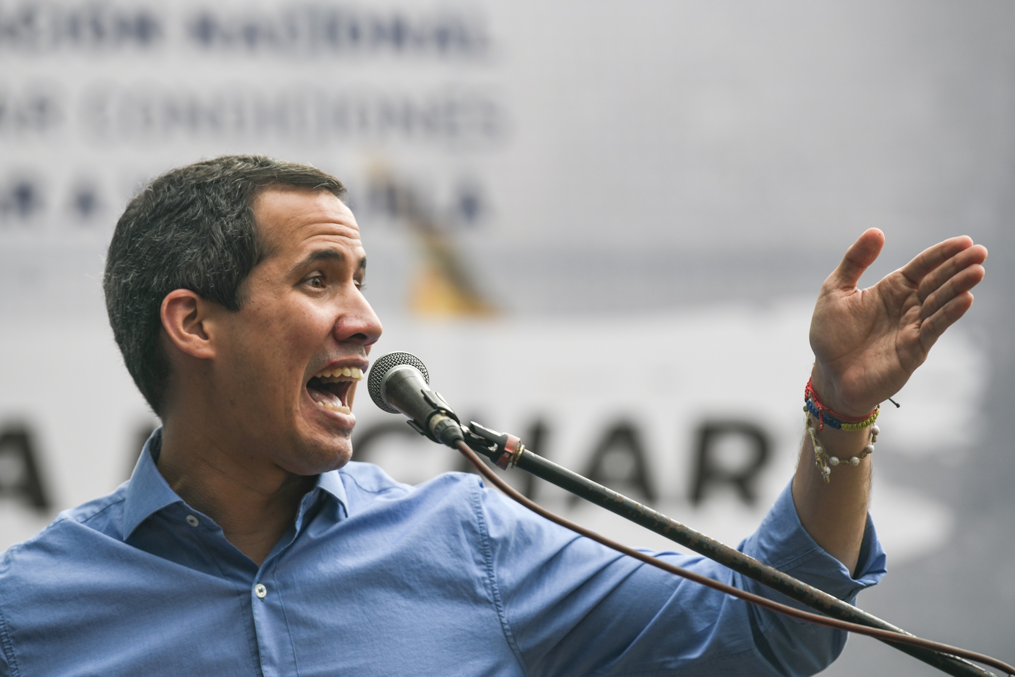 Guaido Risks Losing Post as Venezuelan Opposition Defies U.S. - Bloomberg