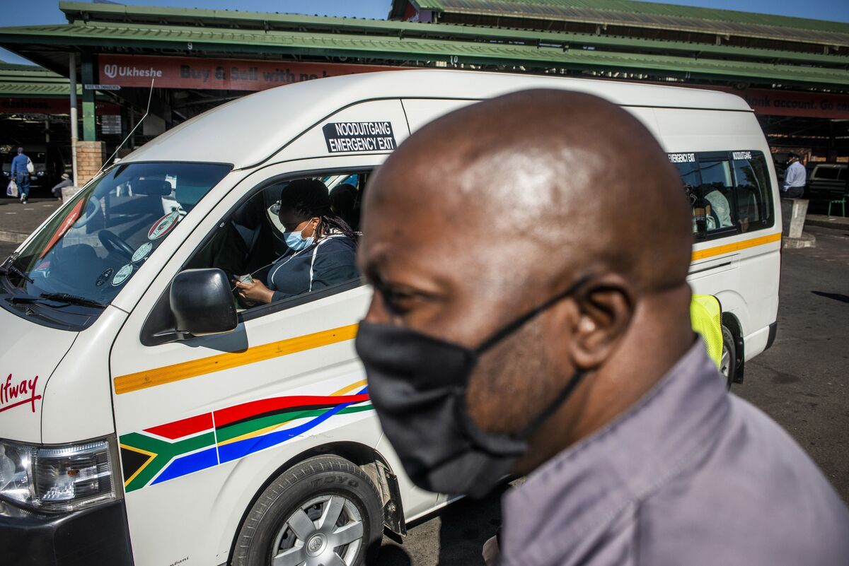 Full Taxis Are a South African Reality Even Virus Can’t Change Bloomberg