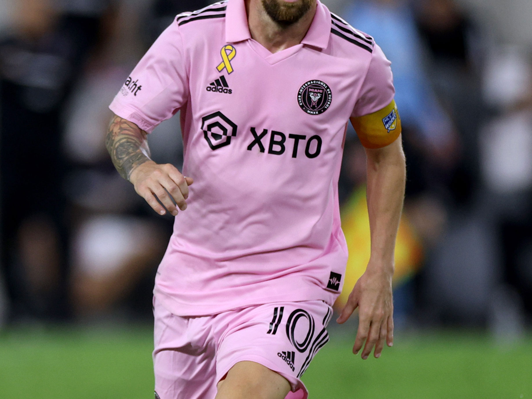 Lionel Messi Touts Crypto With XBTO Inter Miami MLS Jersey - Bloomberg