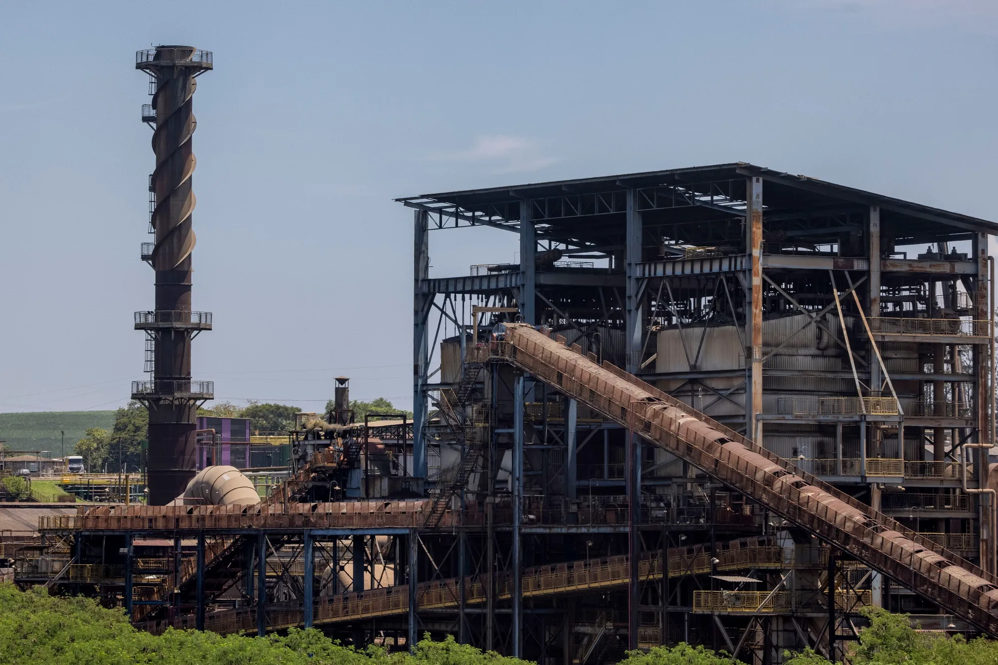 Cosan Slumps as $2-Billion Deal Cuts Debt, Dilutes Shares - Bloomberg