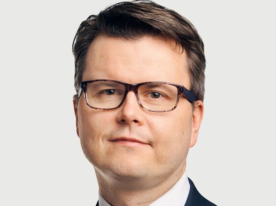 Danske’s Top ESG Banker Sees ‘Clear Risks’ in Loan Market Boom