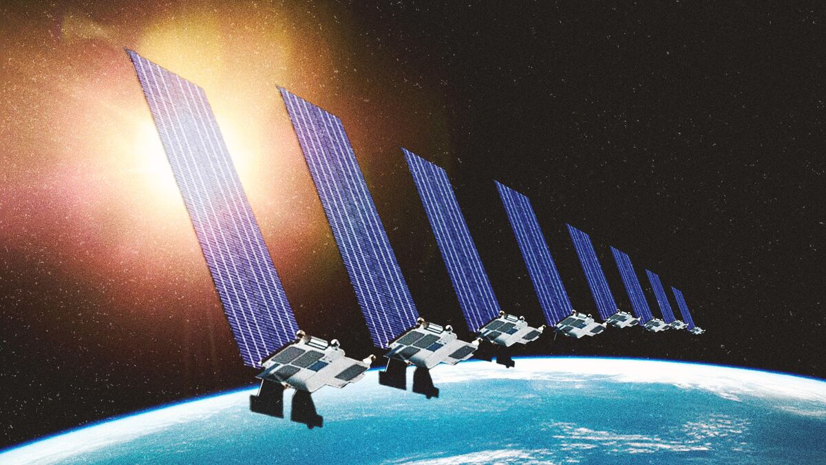 Video: How Starlink Triggered a New Commercial Space Race - Bloomberg