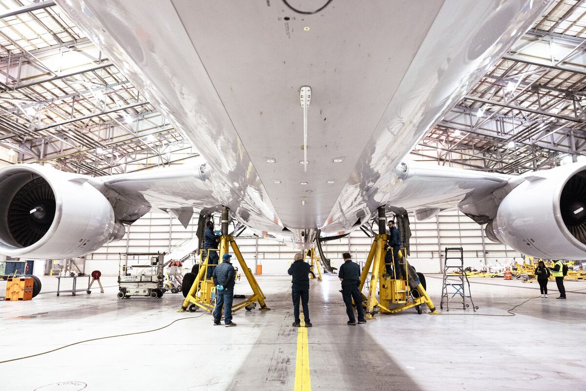Boeing Sees Cash Flow Improve as Jet Factories Stabilize (BA) - Bloomberg