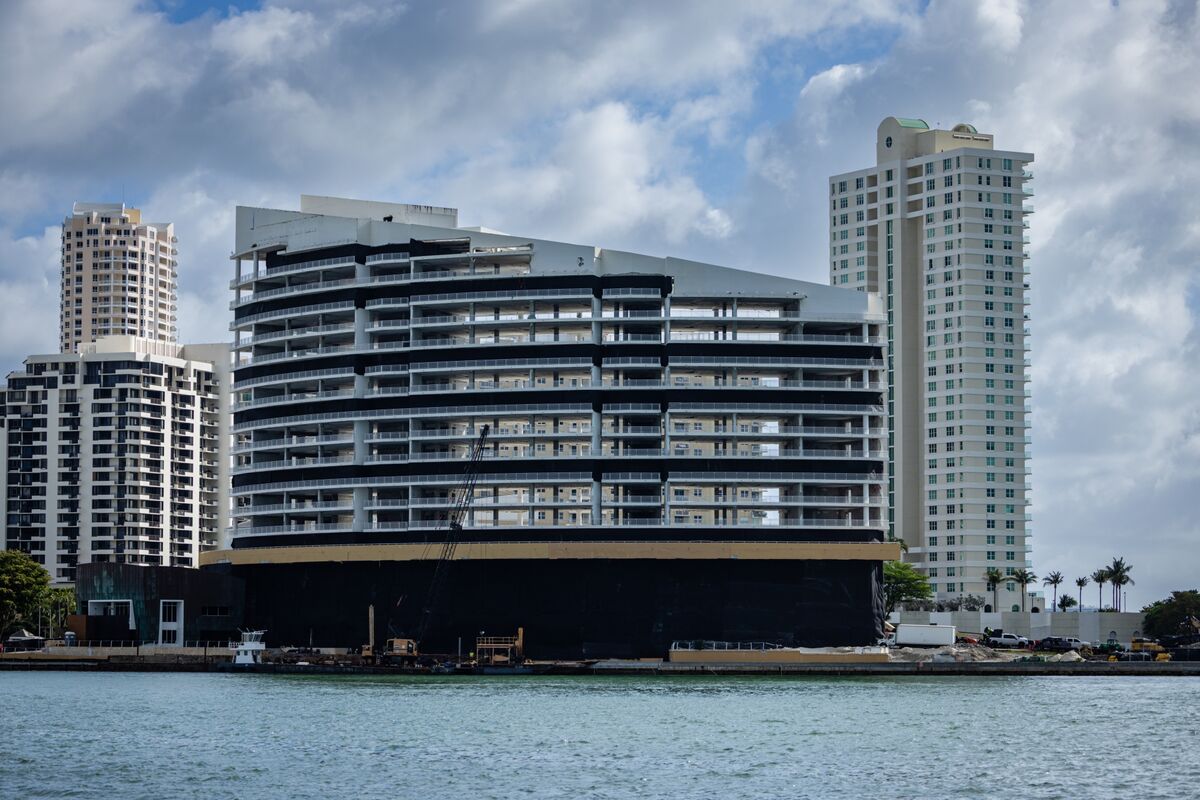 assets.bwbx.io image