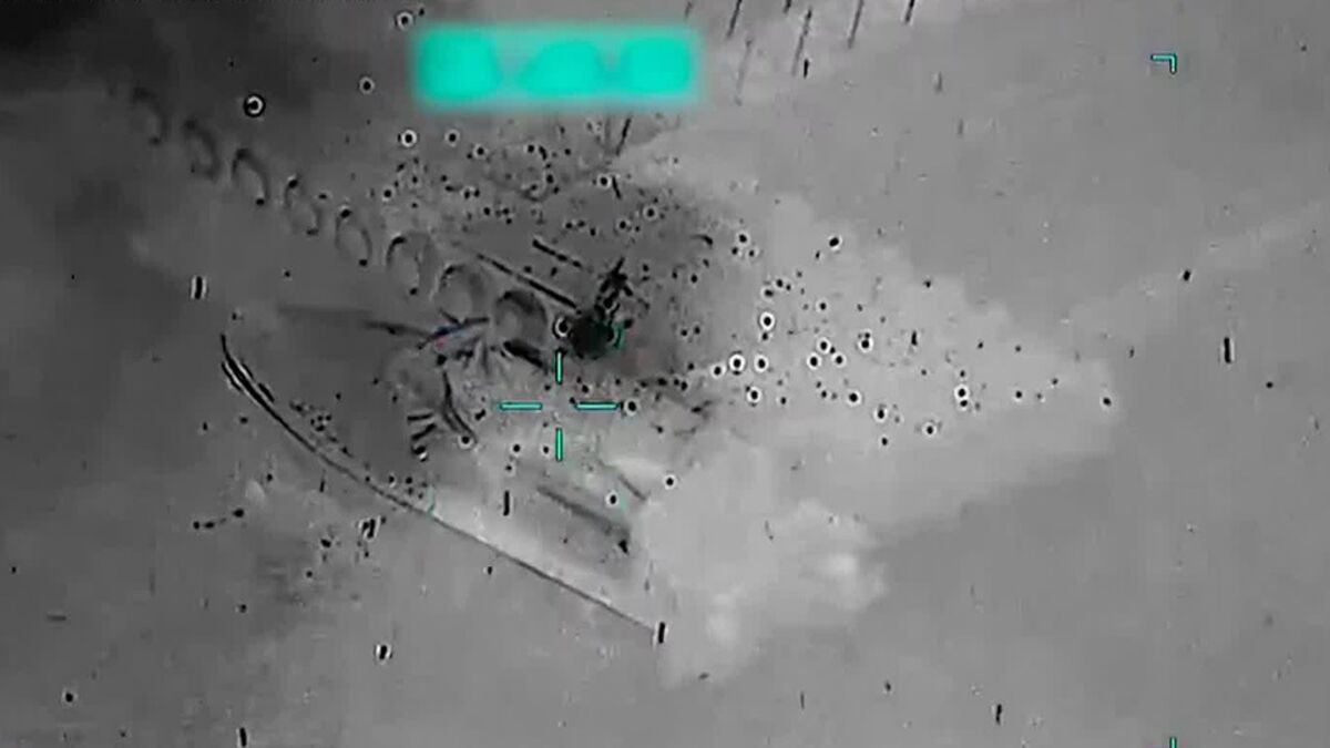 US Warns Iran Against Laying Mines in Strait of Hormuz