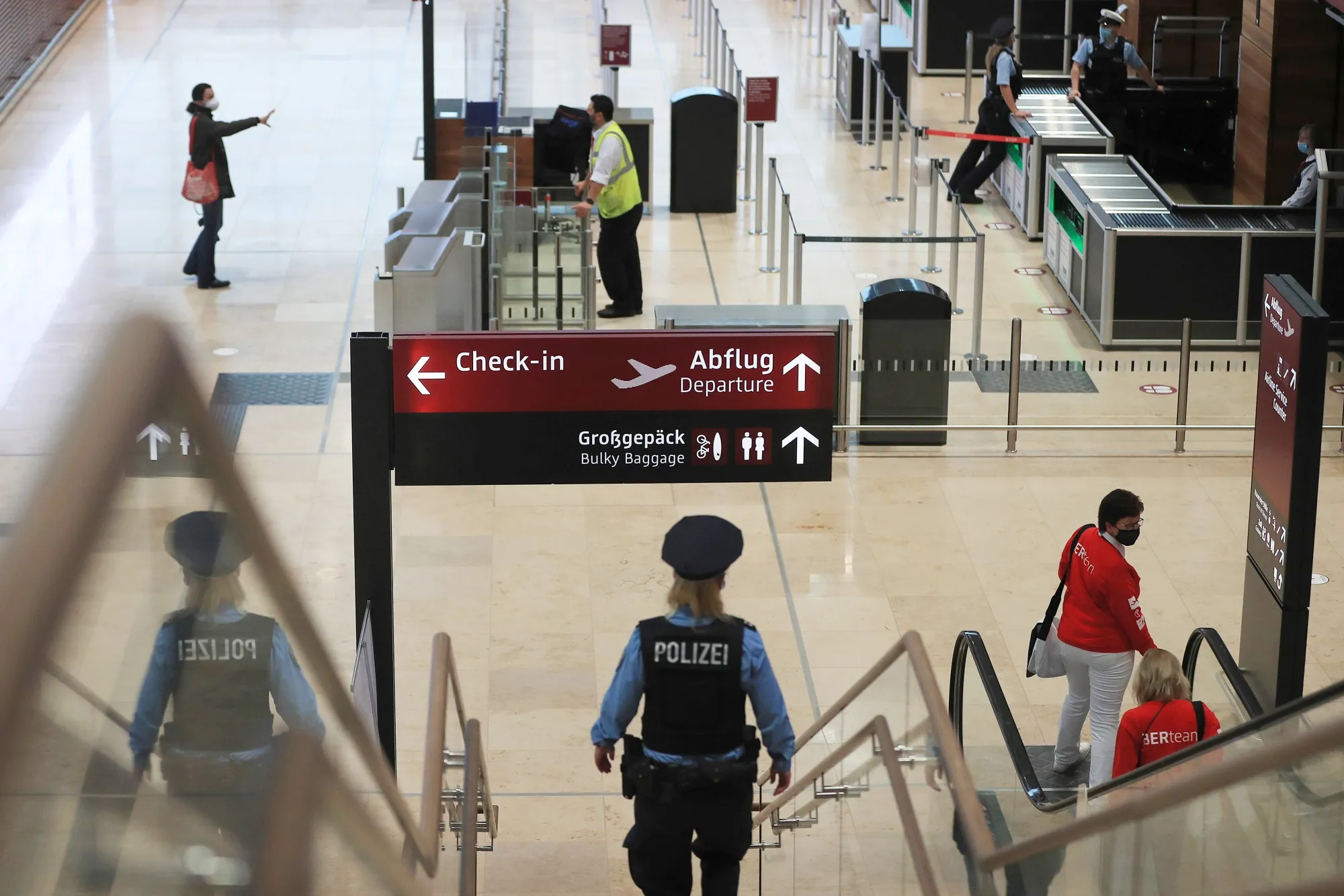 Inaugural Flights at Berlin Brandenburg Airport