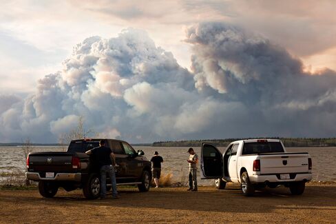 APTOPIX Canada Wildfire