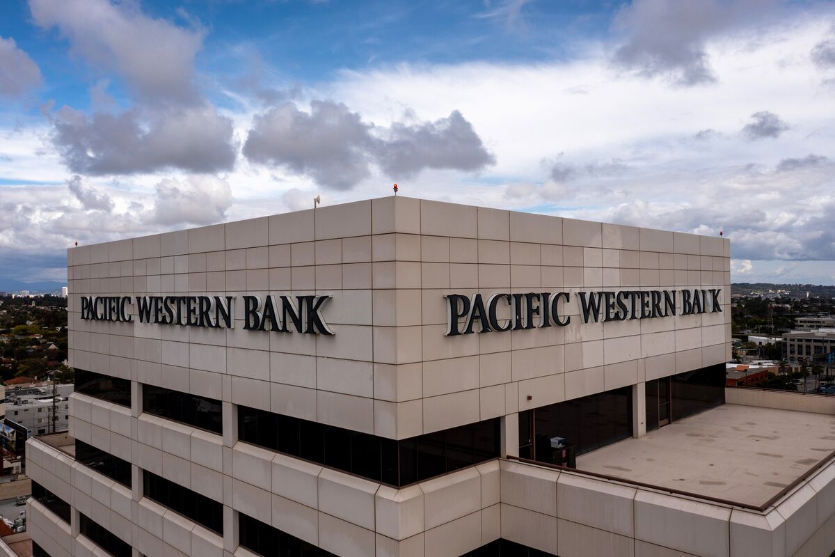 “PacWest and Regional Bank Stocks Resume Decline in US Stock Market”