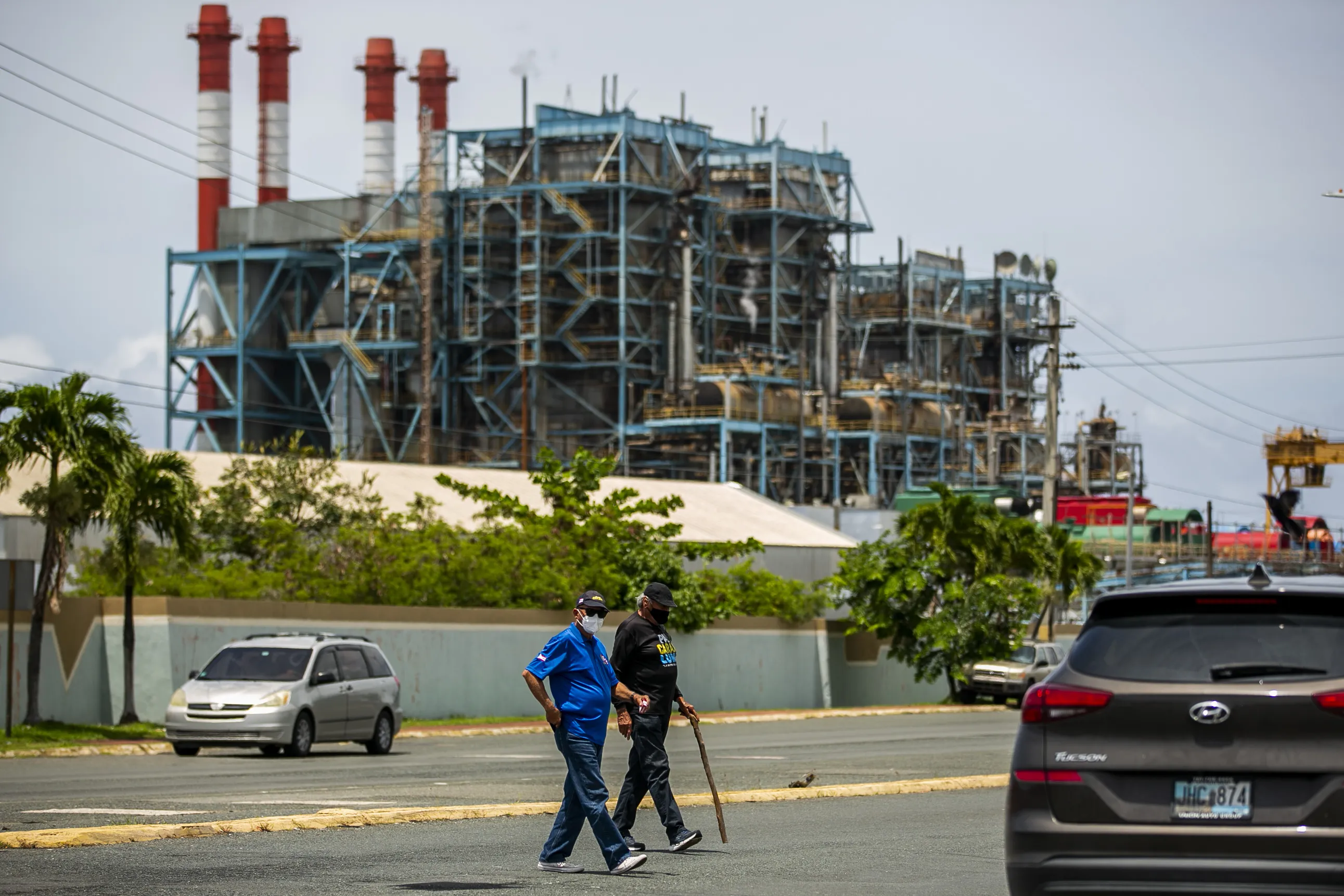 Puerto Rico Utility Bankruptcy Plan Faces Growing Opposition - Bloomberg
