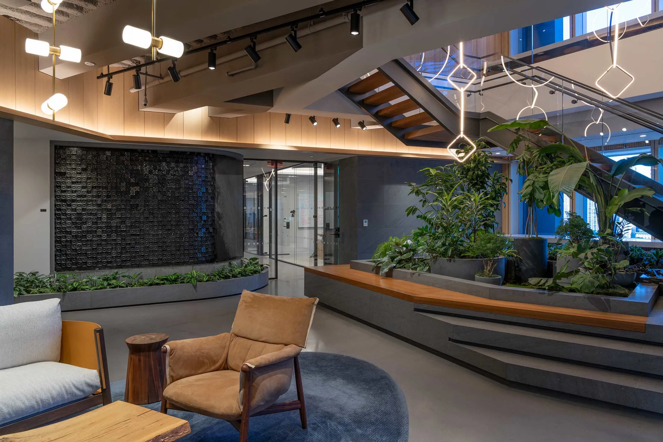 New York City Hedge Fund Hides Puzzles on Its Office Walls - Bloomberg