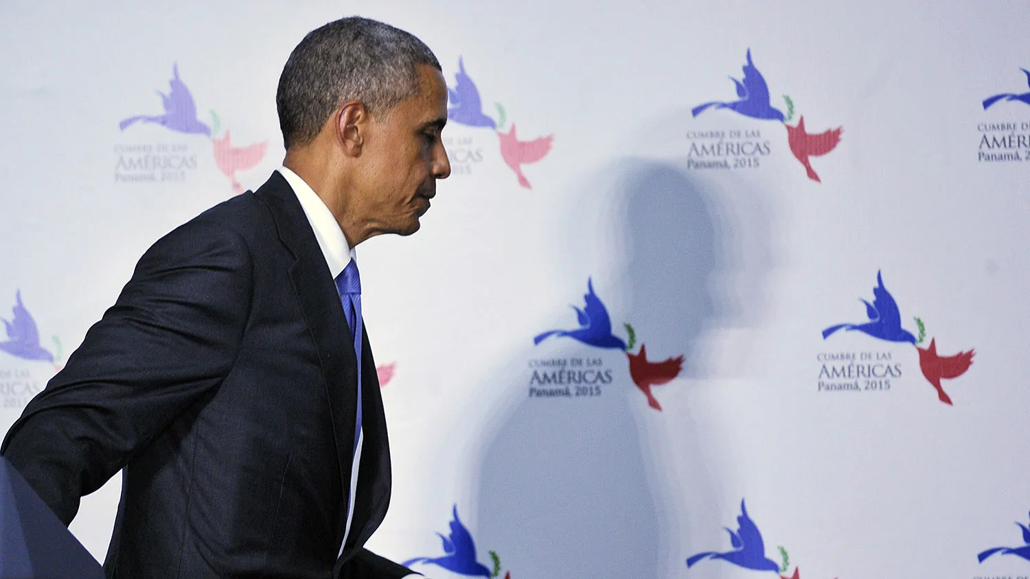 US President Barack Obama leaves after a press conference at the Summit of the Americas at the ATLAPA Convention Center on April 11, 2015 in Panama City.

