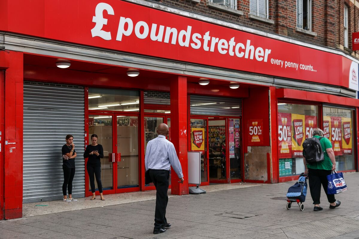 Fortress-Backed UK Retailer Faces Landlord Fight Over Debt Plan