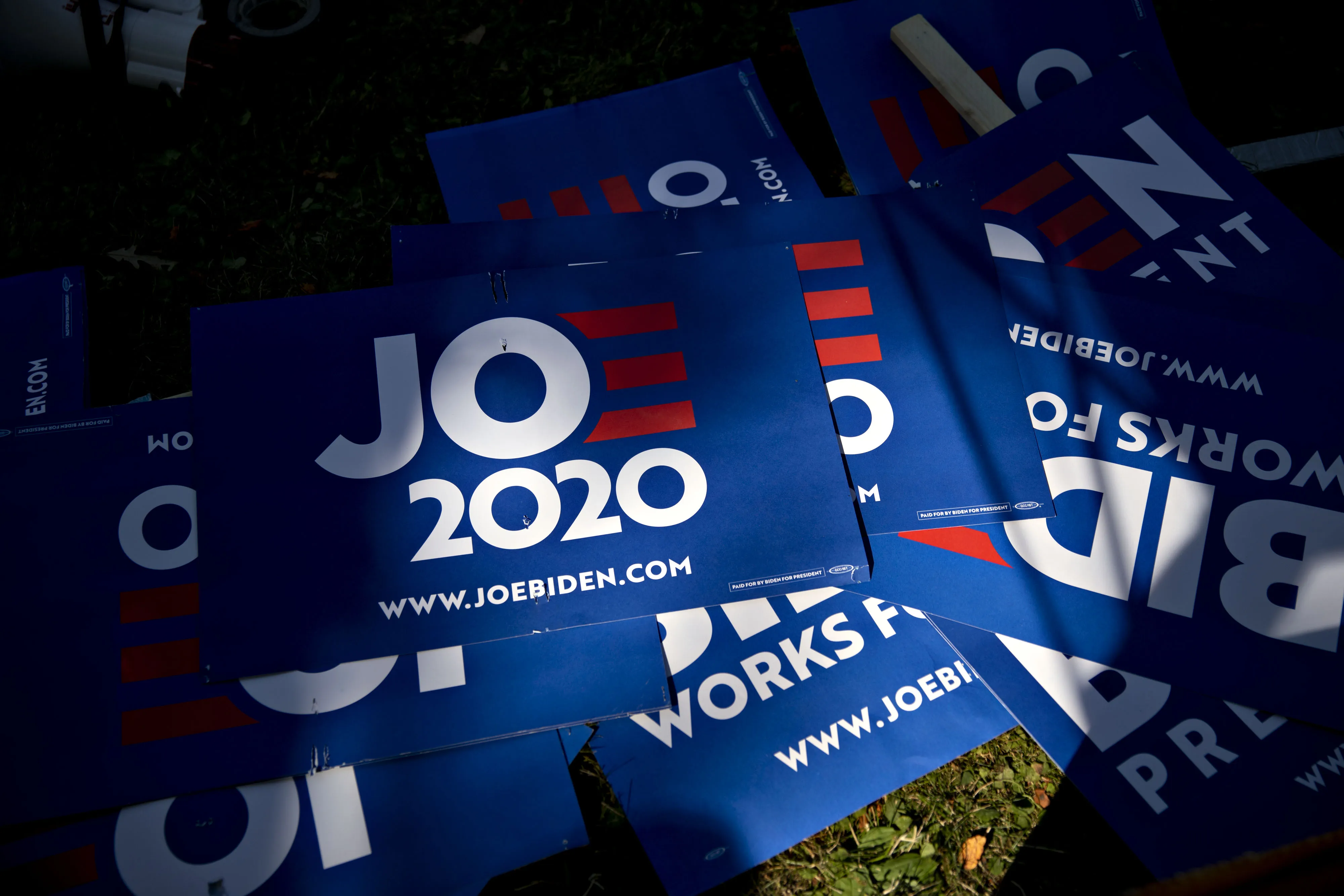 2020 Presidential Candidates Speak At Iowa Democratic Wing Ding