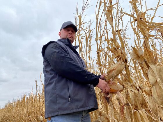Iowa Farmer Finds Fortune in Selling Carbon Credits to Shopify