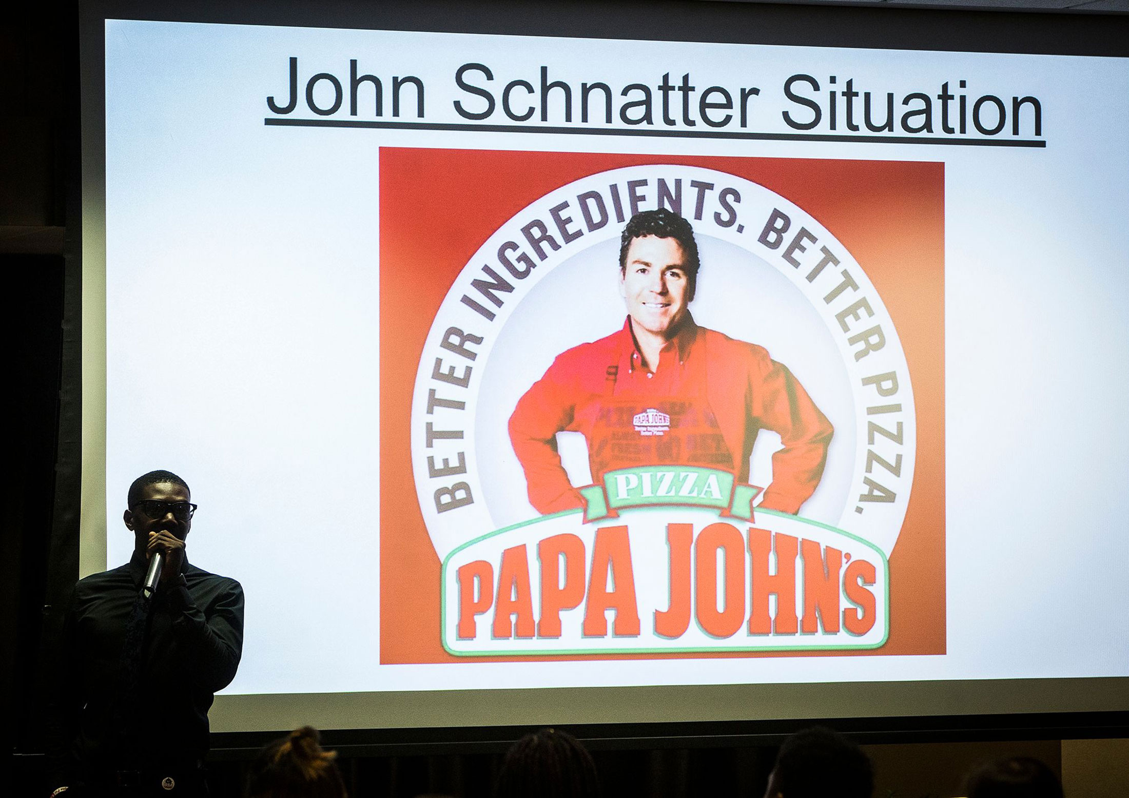 After sacking Papa John's, NFL teams with Pizza Hut