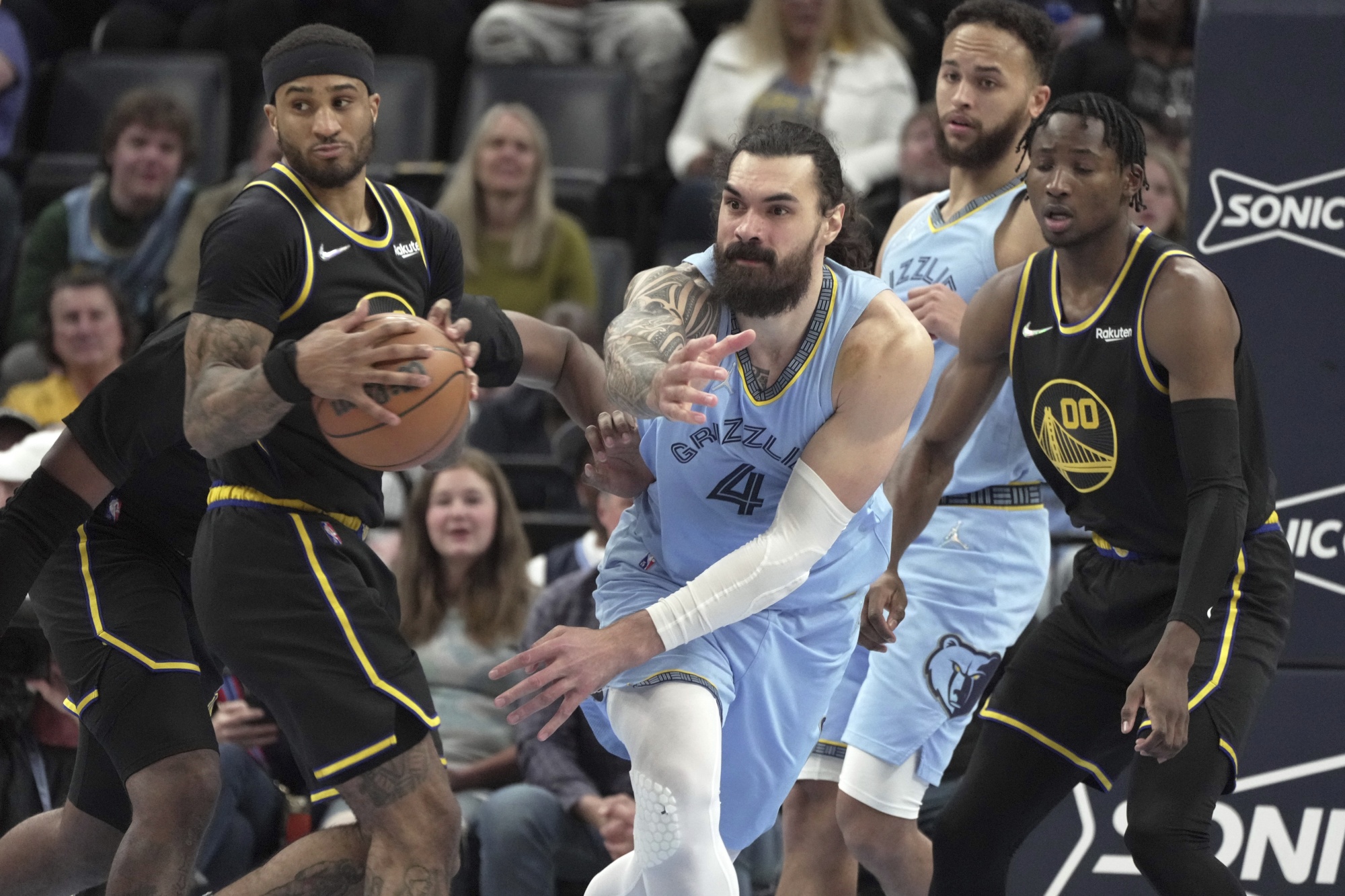 Grizzlies Beat Warriors 123-95, Tighten Hold On 2nd In West - Bloomberg