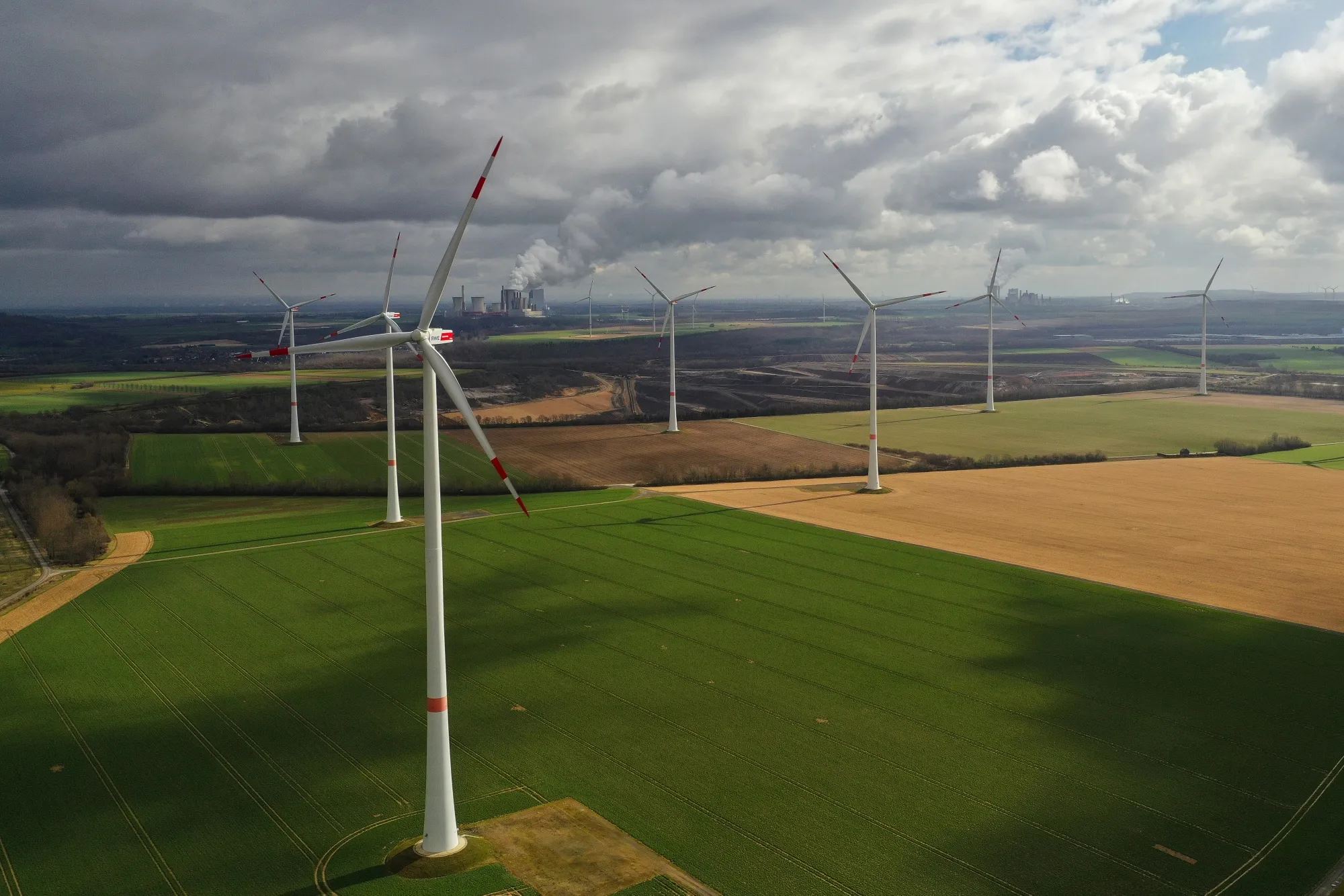 RWE AG Windfarm And Lignite Mining Ahead of Earnings